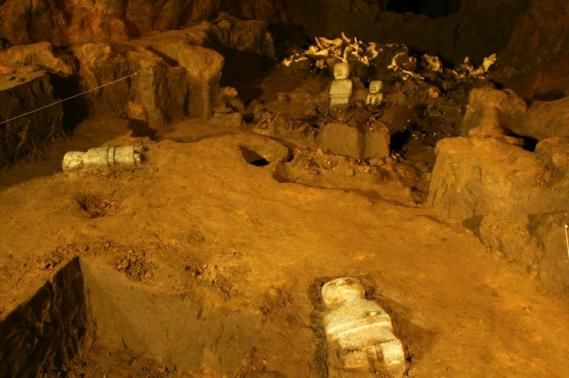 Sacred Tunnel Discovered In City Of Teotihuacan Is Filled With Ritual ...