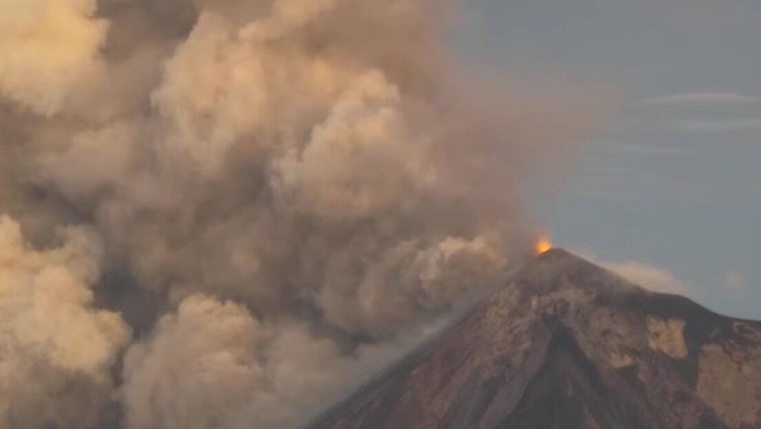 Fuego Volcano In Guatemala Erupts Earth Changes Sott Net