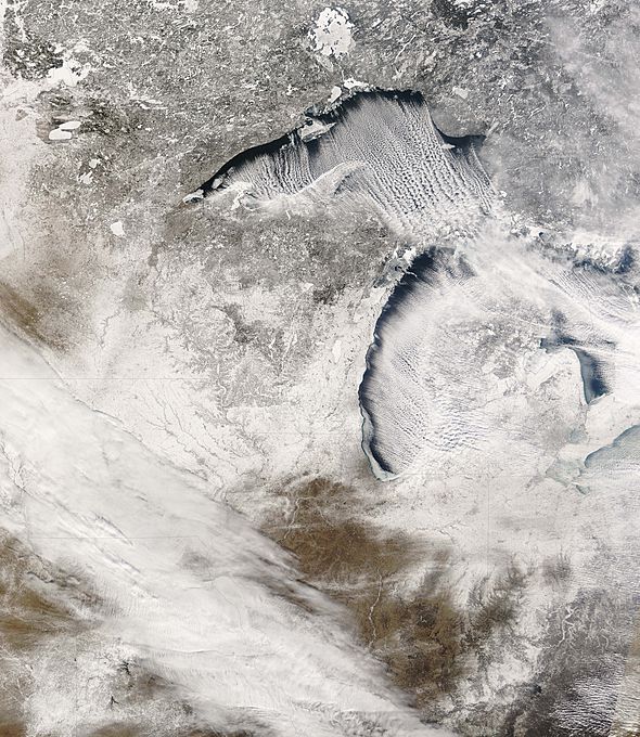 Cool or late Spring portended by near record ice on Lake Superior ...