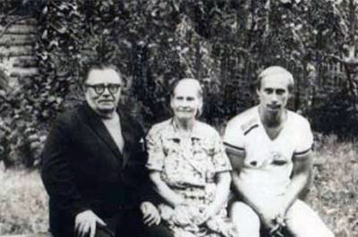 Putin's recollection of his family during WWII: &quot;Life is such a simple