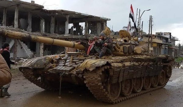 tanks battleing in syria