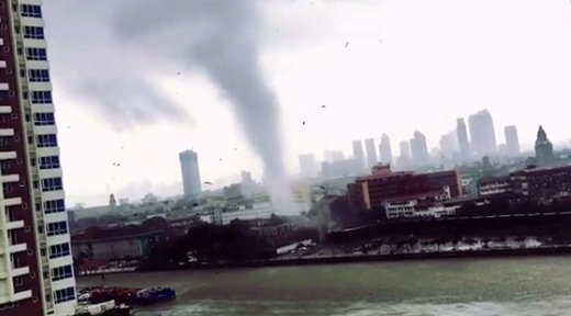 Tornado strikes Manila as heavy rain swamps Filipino capital -- Earth ...