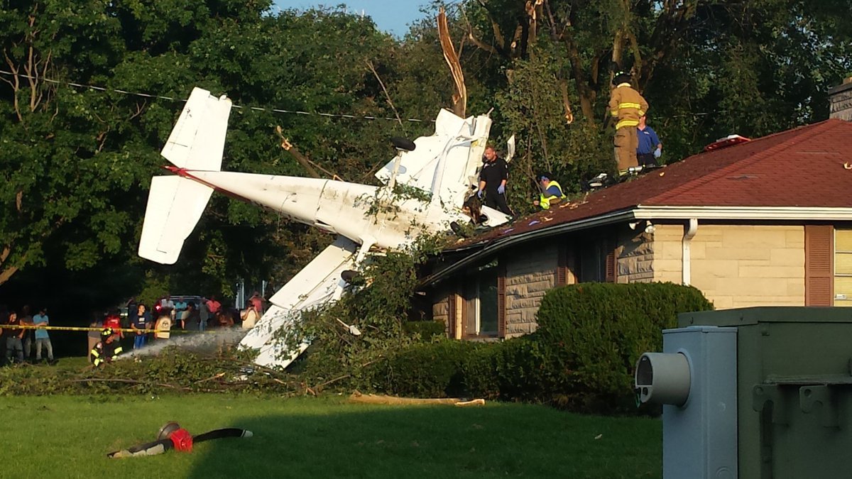 Small Plane Crashes Into Indiana Home Two Hospitalized Society s Child Sott