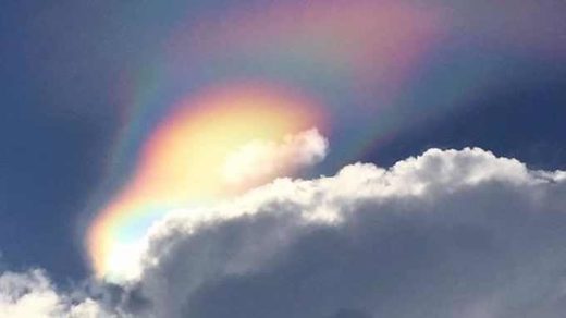 Rare 'fire rainbow' lights up the sky over Singapore -- Earth Changes ...