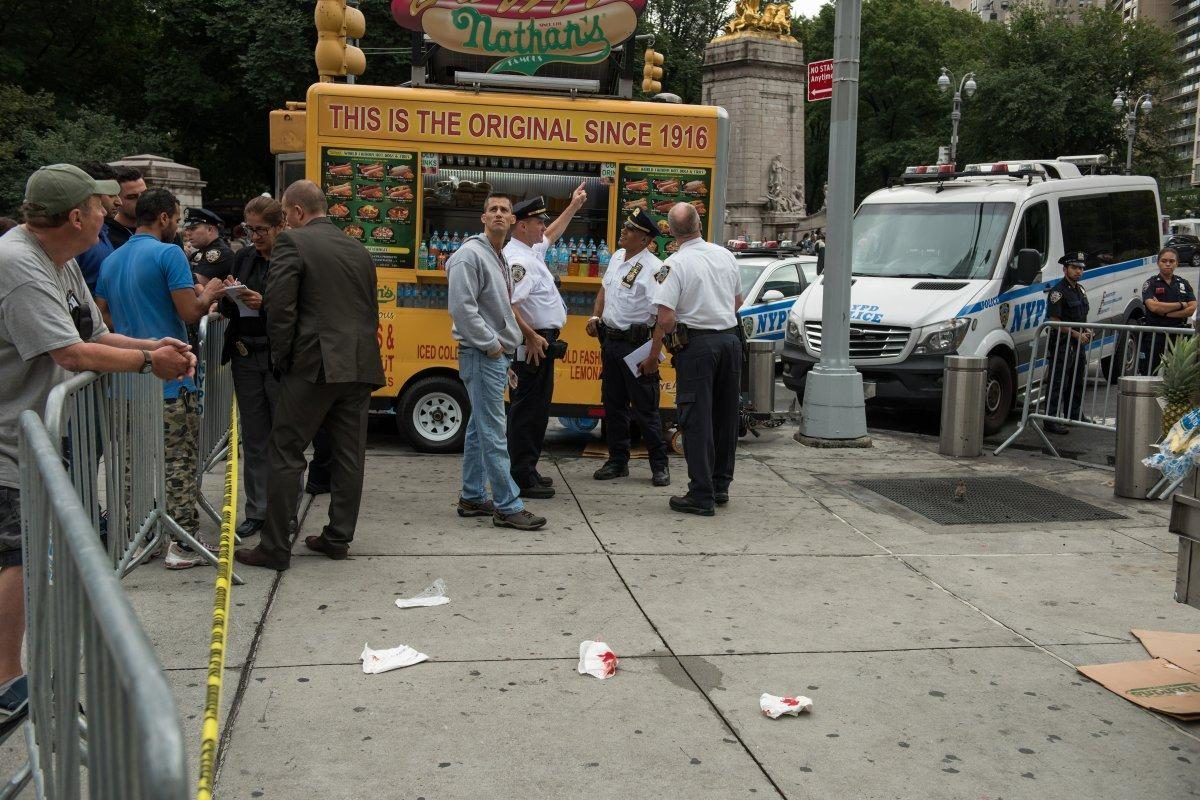 New York: Italian Tourist Stabbed In The Back By Homeless Man; Attacker ...