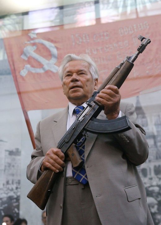 Russia confirms the free shipment of 5,000 Kalashnikov rifles to ...