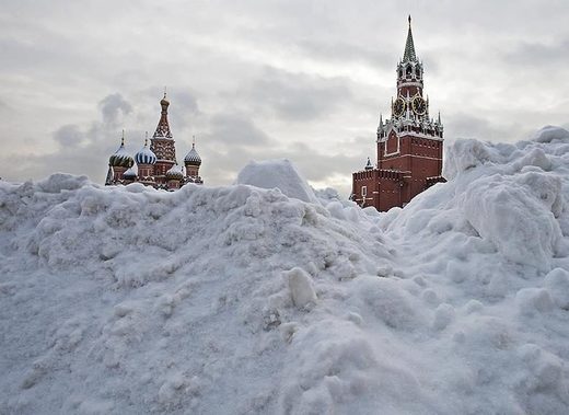 Картинки по запросу heavy snow in moscow