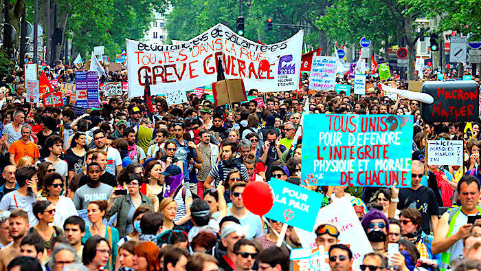 Protests Against Macron's Labor Reform Take Place In 160 Cities Across ...