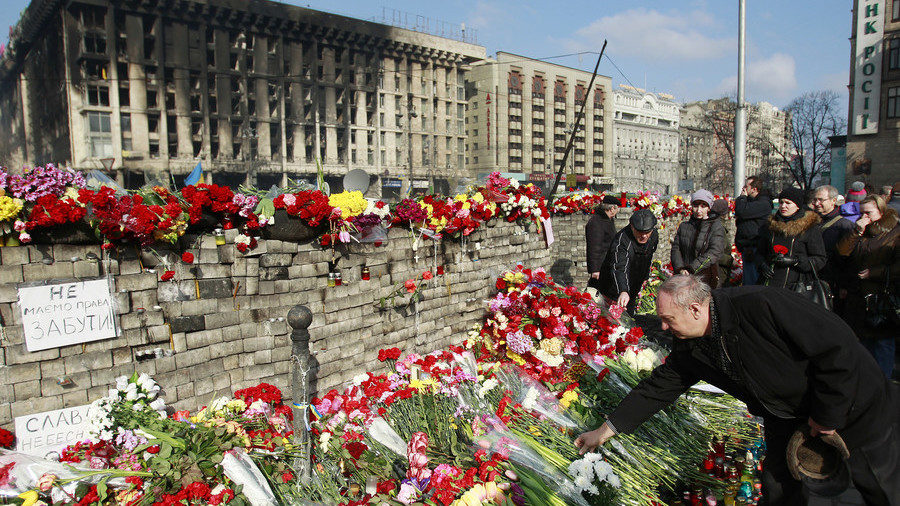 maiden square memorial Ukraine snipers