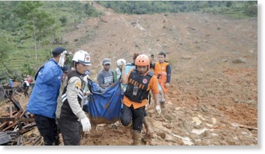 Rain Sets Off Indonesia Landslide, Death Toll Reaches 32 (UPDATE ...