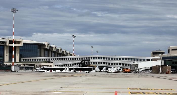 Milan's Malpensa Airport temporarily shut down by drone sighting ...