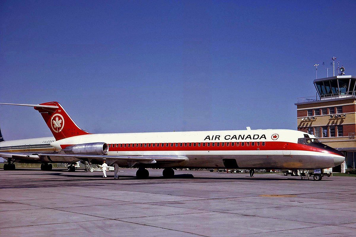 Air Canada to stop announcing 'ladies and gentlemen' in recognition of