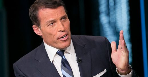 Tony Robbins: Who is watching the watchdogs? -- Society's Child -- Sott.net