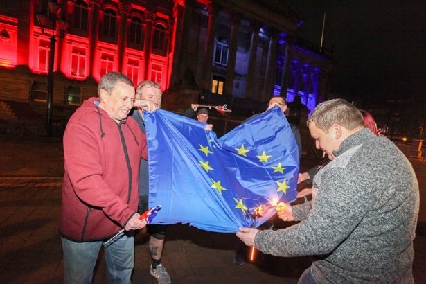EU flag burn brexit fail