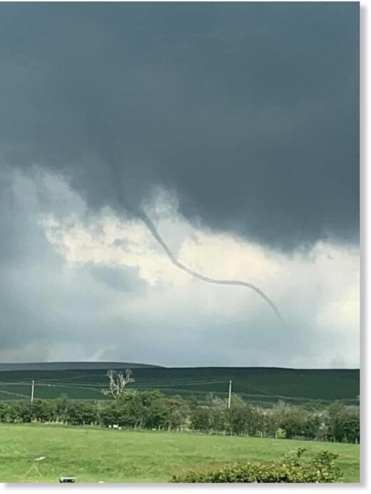 Rare Funnel Cloud Filmed In Yorkshire Uk Earth Changes