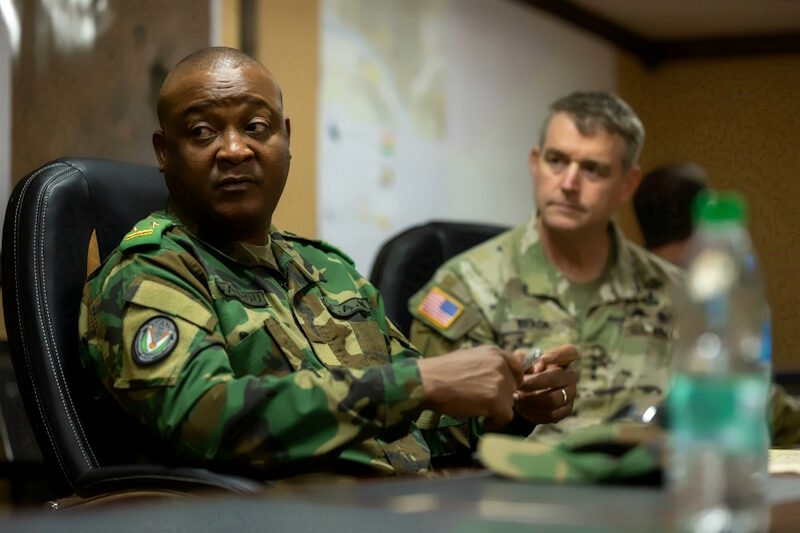 Niger's Brig. Gen. Moussa Barmou  USASOC Commander Lt. Gen. Jonathan Braga
