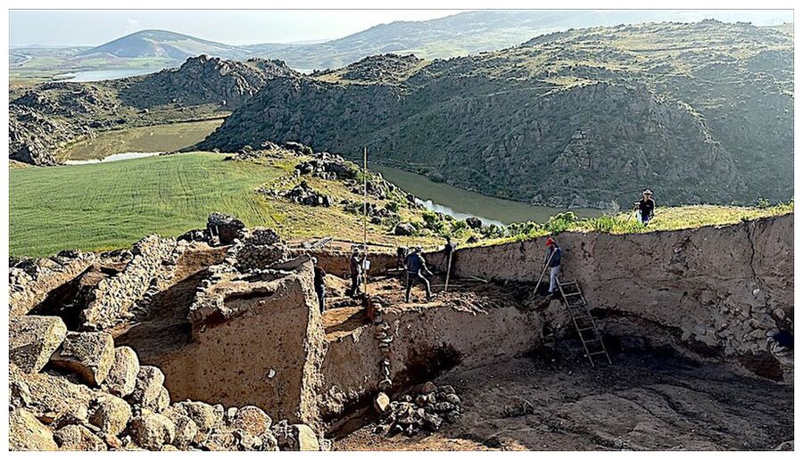 north side of the Hittite ruins at Büklükale