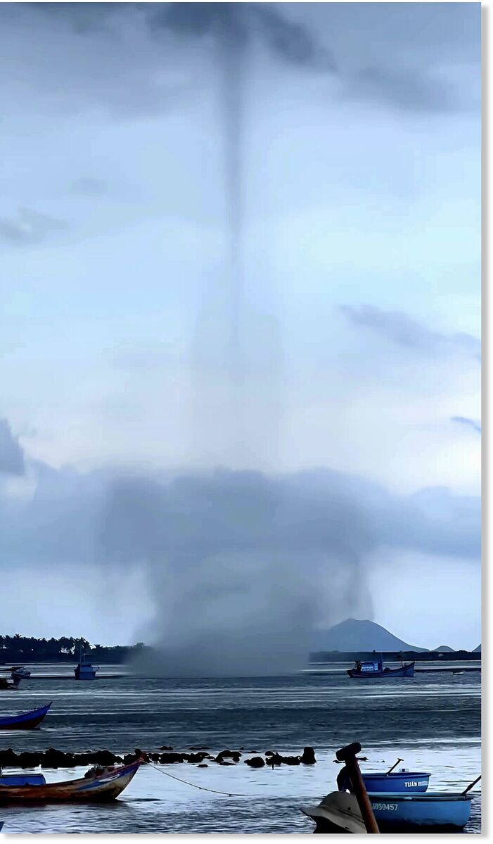 A still image taken from a video shows a tornado on the coast of Khanh Hoa Province in south-central Vietnam, May 22, 2024