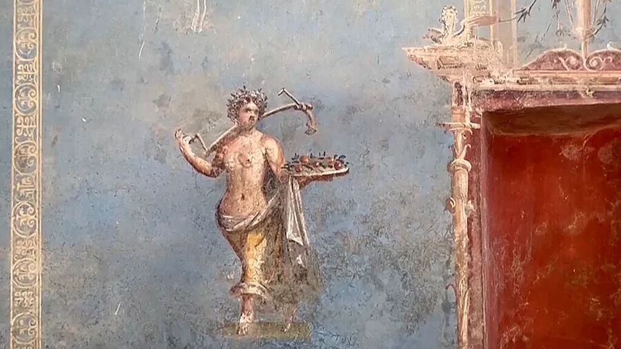 pompeii blue room rare fresco