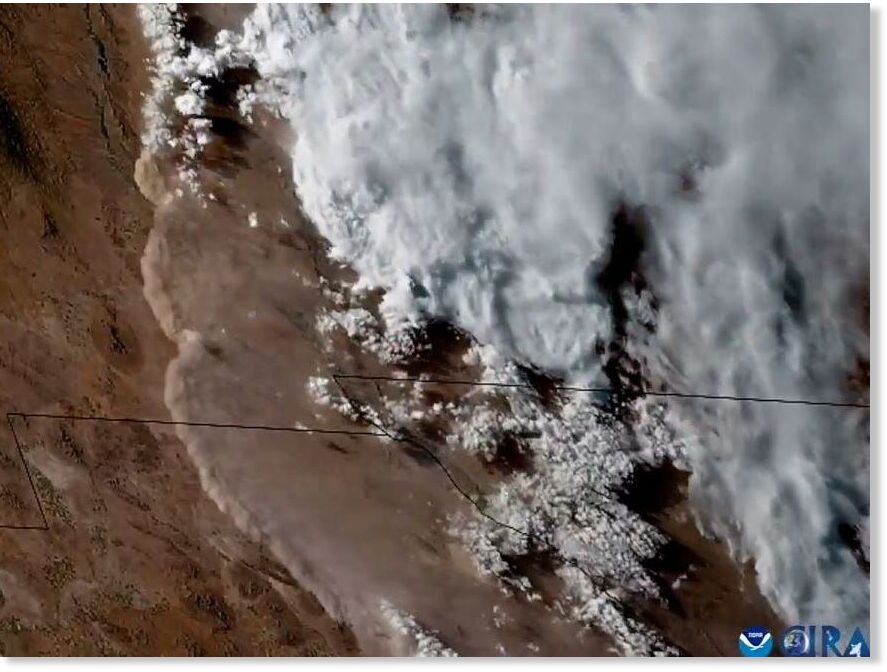 Parts of New Mexico and northern Mexico were enveloped by a fast moving and large haboob for several minutes on Wednesday, June 19.