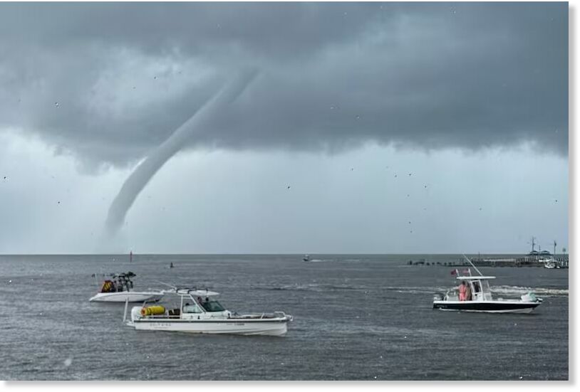 A large waterspout formed over Lake Pontchartrain