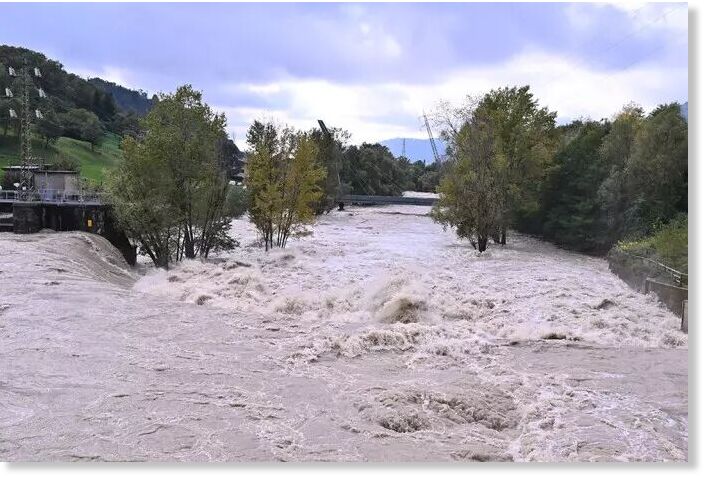 Landslides and floods in northern Italy - 8 inches of rain within 18 ...