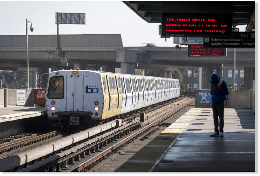 bart transport train