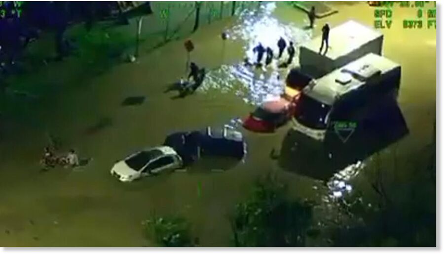 Stranded drivers rescued as flash floods swamp Colombian capital