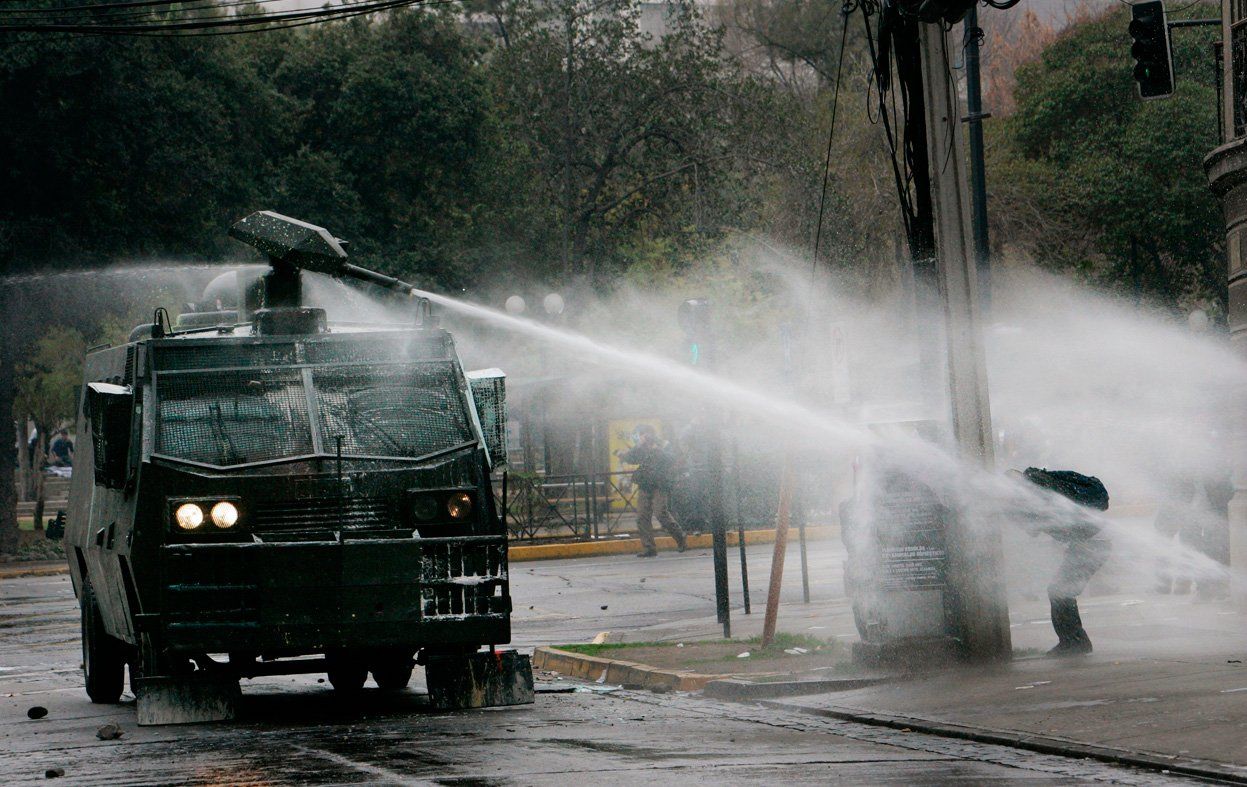 Scotland Yard To Acquire Three Second hand Water Cannons From Germany 