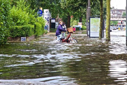 Heavy rain in Netherlands causes €10 mil in damage -- Earth Changes ...